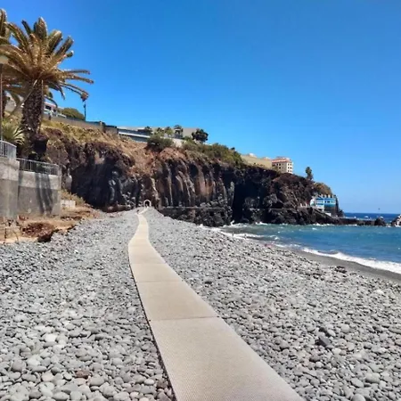 Antony Formosa * Funchal (Madeira)